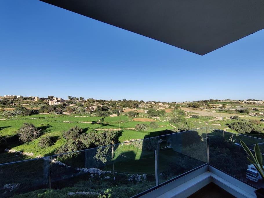 Luxurious 2 Bedroom Apartment With Country View Marsaxlokk Buitenkant foto